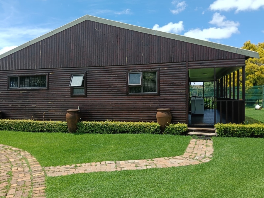 3 Bedroom Property for Sale in Tarlton Gauteng