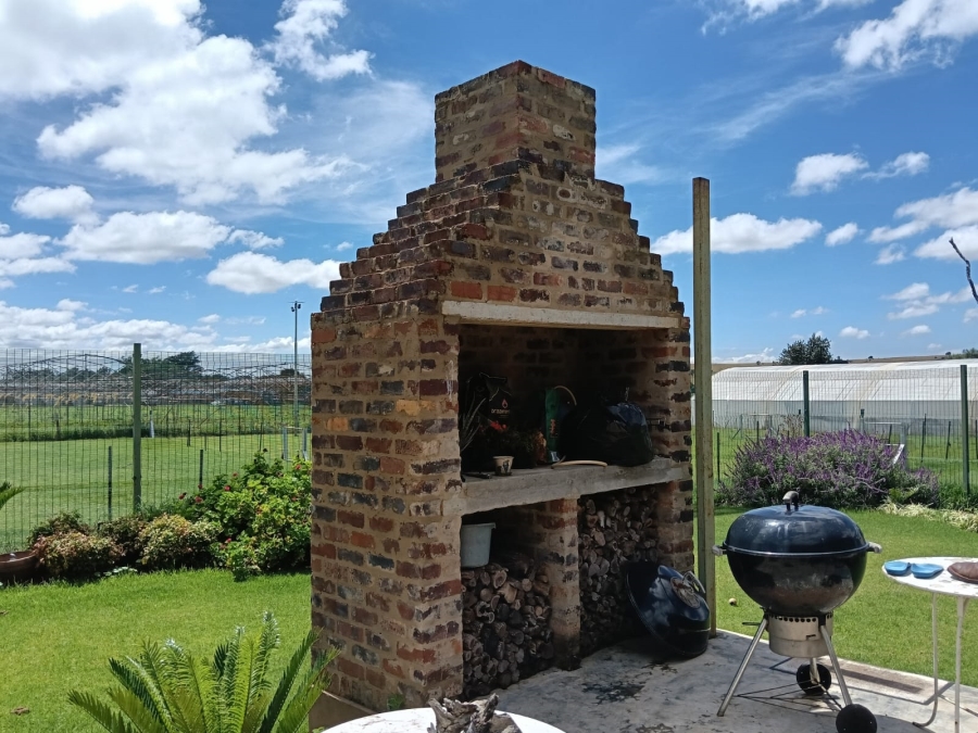 3 Bedroom Property for Sale in Tarlton Gauteng