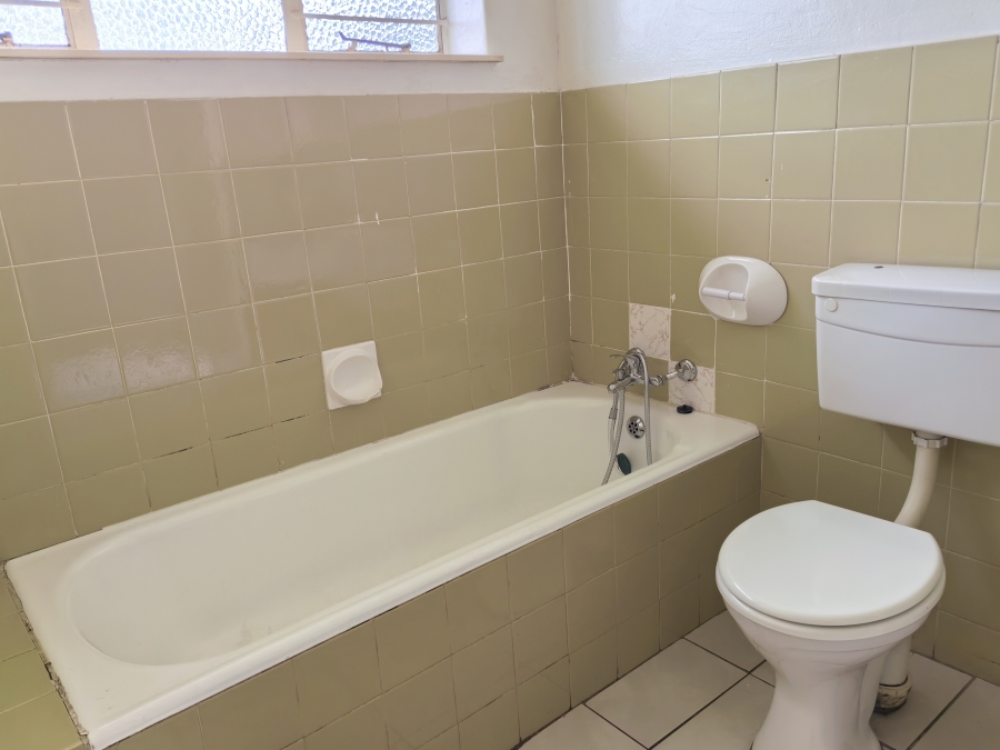 3 Bedroom Property for Sale in Luipaardsvlei Gauteng