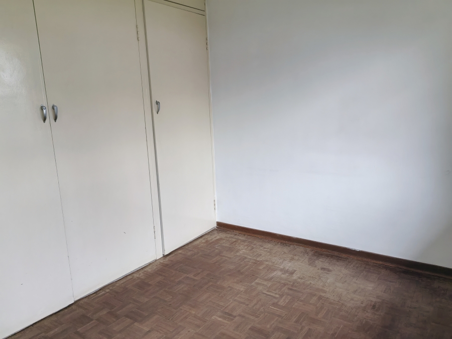 3 Bedroom Property for Sale in Luipaardsvlei Gauteng