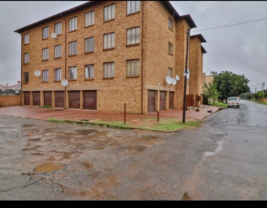 2 Bedroom Property for Sale in Homelake Gauteng