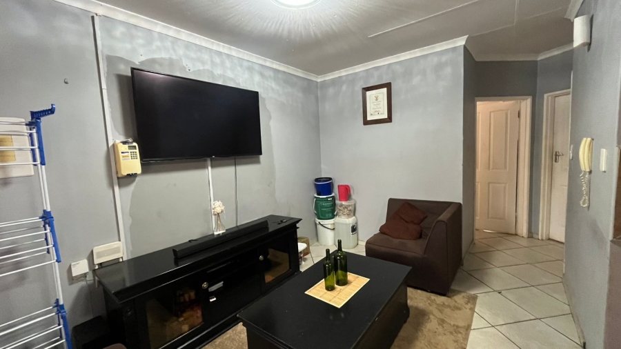 2 Bedroom Property for Sale in Homelake Gauteng