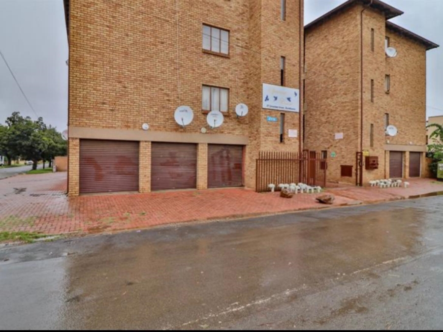 2 Bedroom Property for Sale in Homelake Gauteng