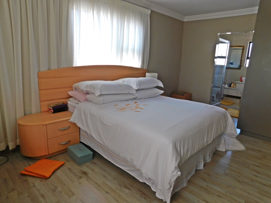 4 Bedroom Property for Sale in Witpoortjie Gauteng