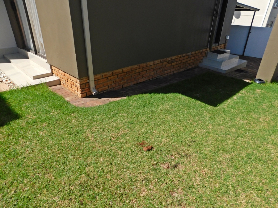 4 Bedroom Property for Sale in Witpoortjie Gauteng