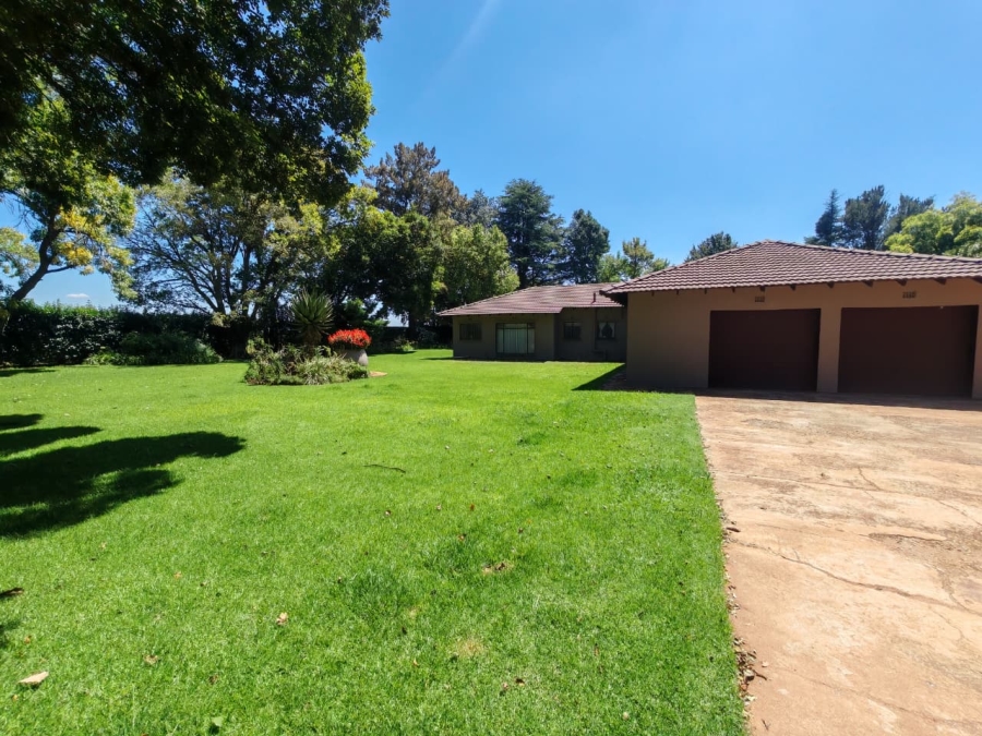 10 Bedroom Property for Sale in Tarlton Gauteng