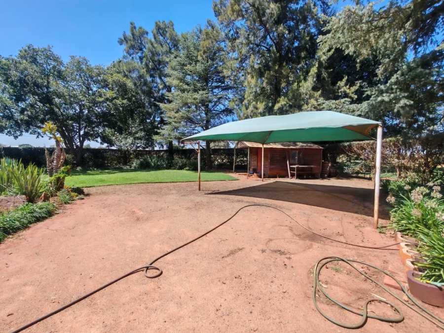 10 Bedroom Property for Sale in Tarlton Gauteng