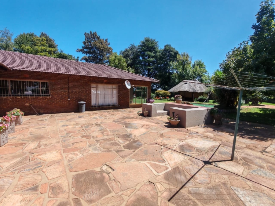 10 Bedroom Property for Sale in Tarlton Gauteng