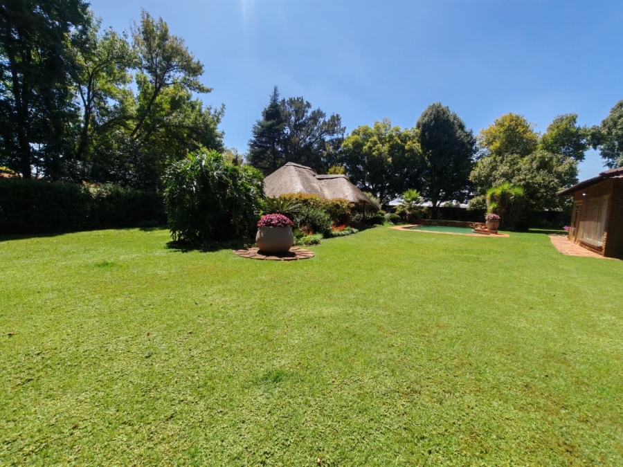 10 Bedroom Property for Sale in Tarlton Gauteng