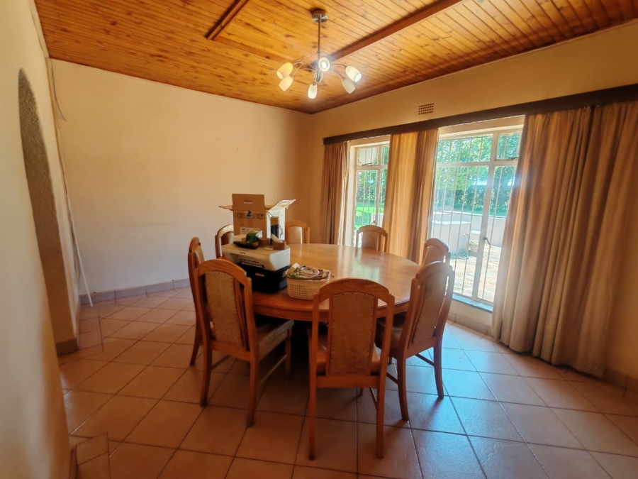 10 Bedroom Property for Sale in Tarlton Gauteng