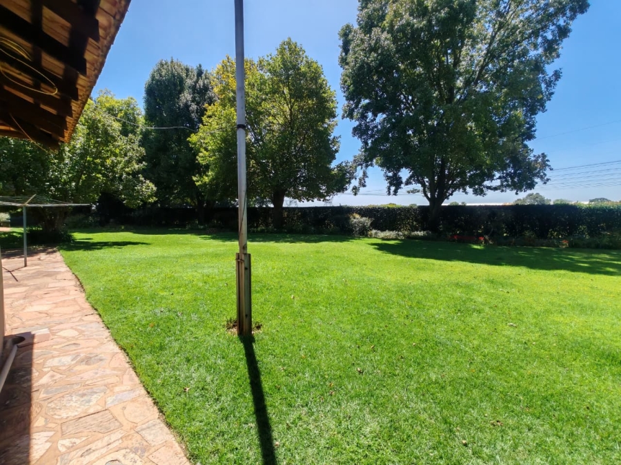 10 Bedroom Property for Sale in Tarlton Gauteng