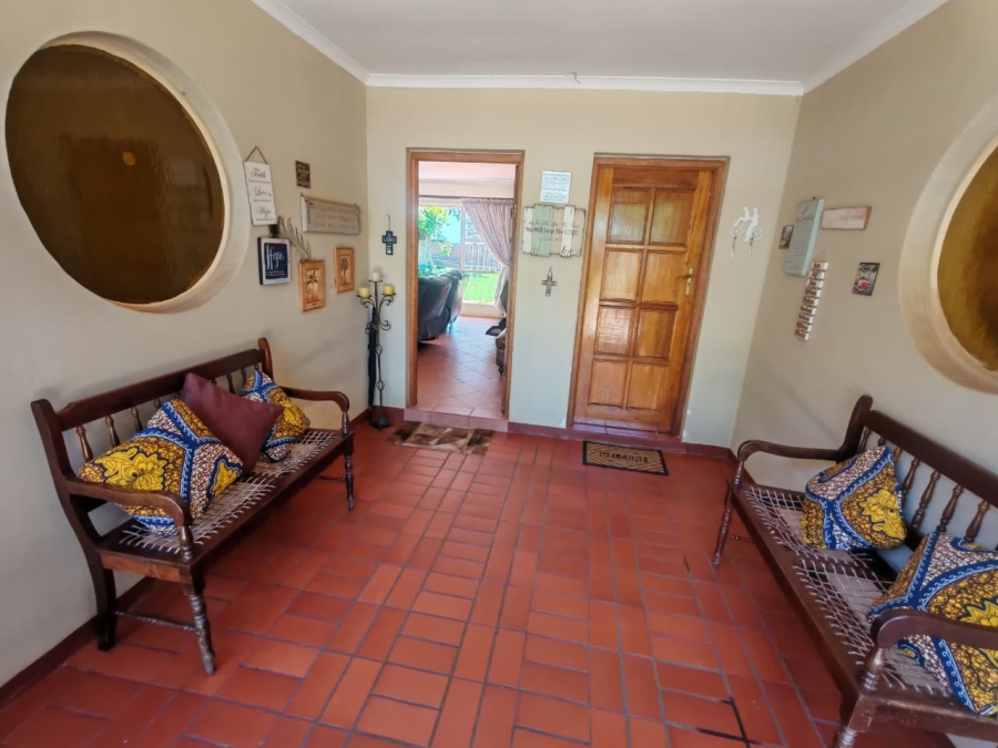 10 Bedroom Property for Sale in Tarlton Gauteng