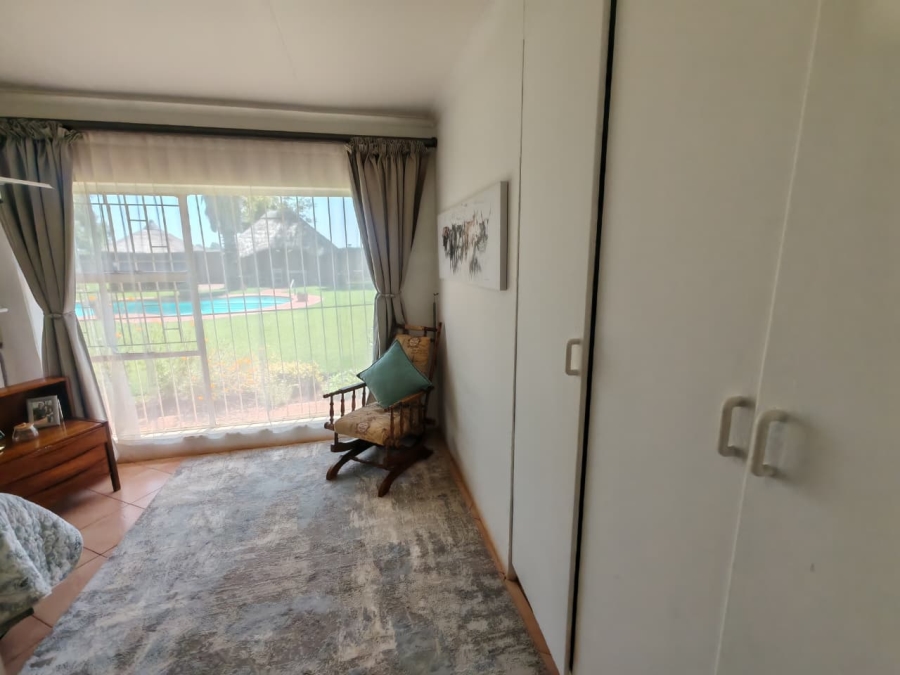 10 Bedroom Property for Sale in Tarlton Gauteng