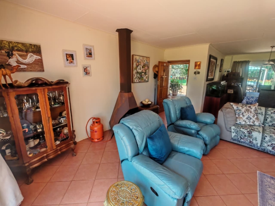 10 Bedroom Property for Sale in Tarlton Gauteng