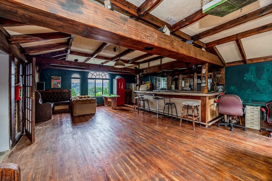 4 Bedroom Property for Sale in Helderkruin Gauteng