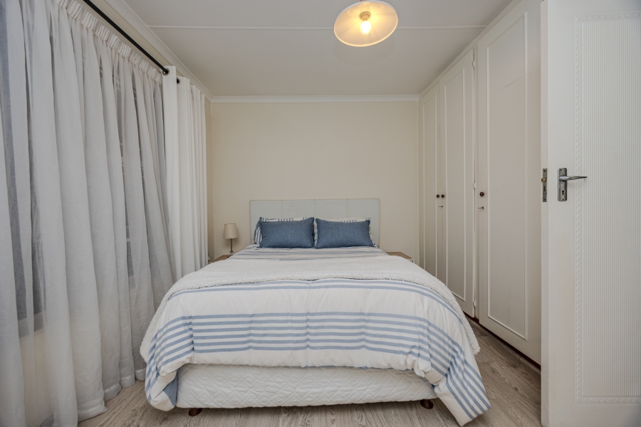 4 Bedroom Property for Sale in Helderkruin Gauteng