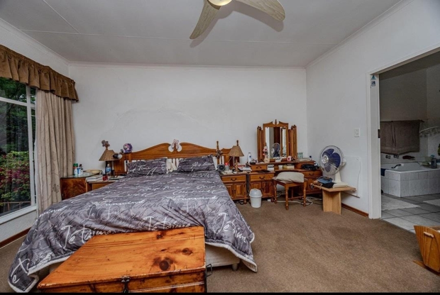 4 Bedroom Property for Sale in Wilro Park Gauteng