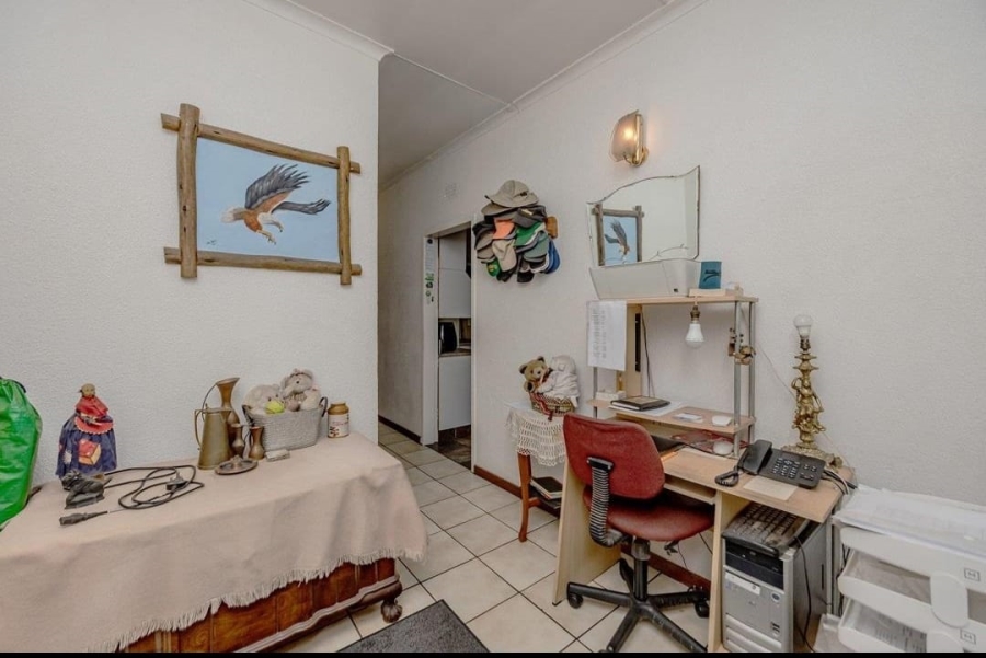 4 Bedroom Property for Sale in Wilro Park Gauteng