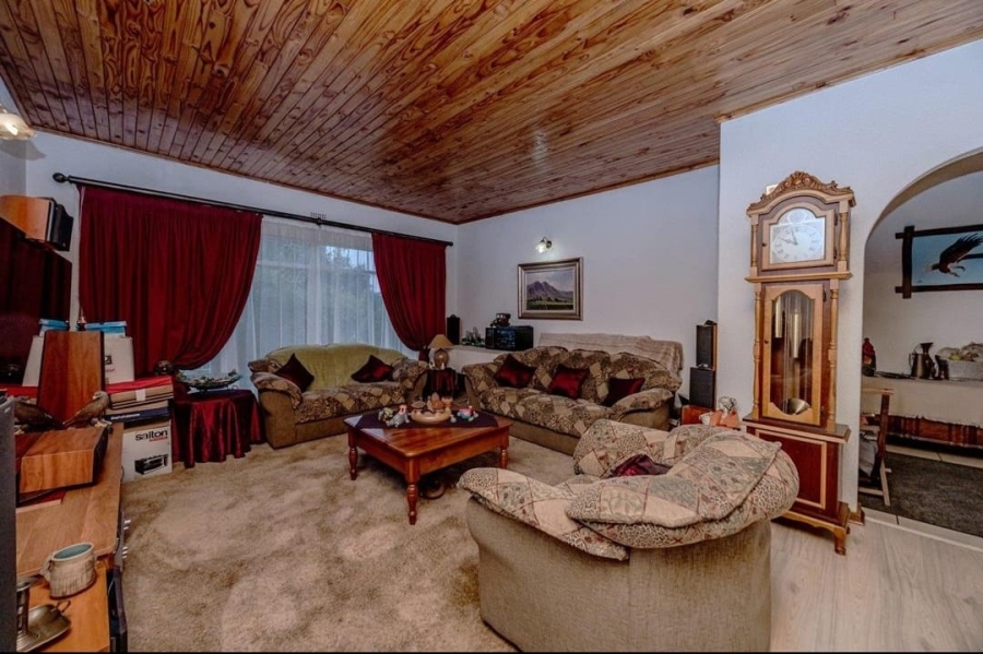 4 Bedroom Property for Sale in Wilro Park Gauteng