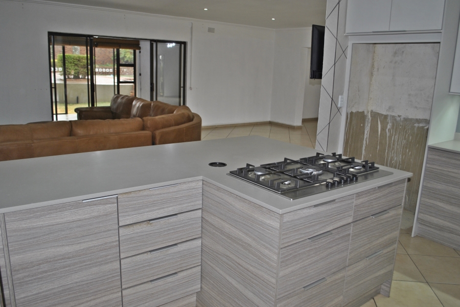3 Bedroom Property for Sale in Noordheuwel Gauteng