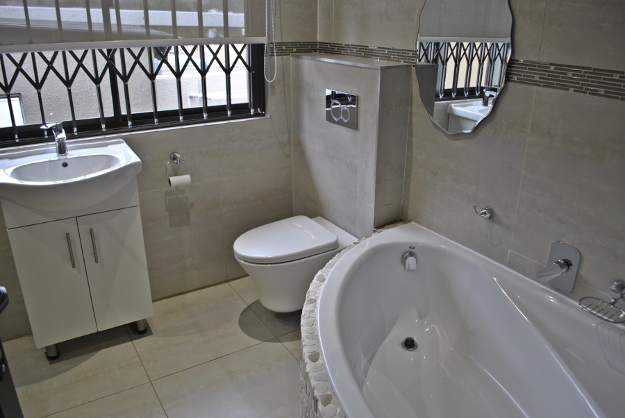 3 Bedroom Property for Sale in Noordheuwel Gauteng