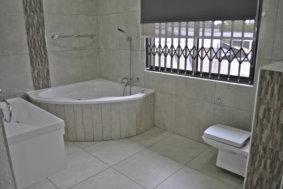 3 Bedroom Property for Sale in Noordheuwel Gauteng