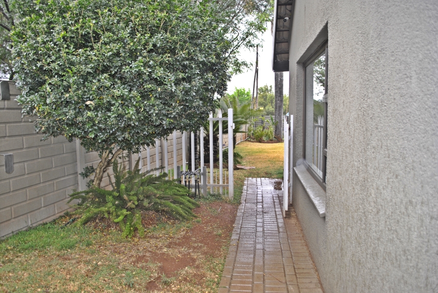 3 Bedroom Property for Sale in Noordheuwel Gauteng