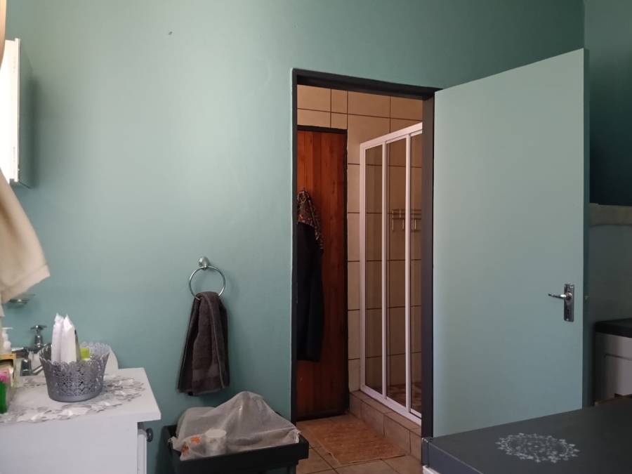 4 Bedroom Property for Sale in Greenhills Gauteng