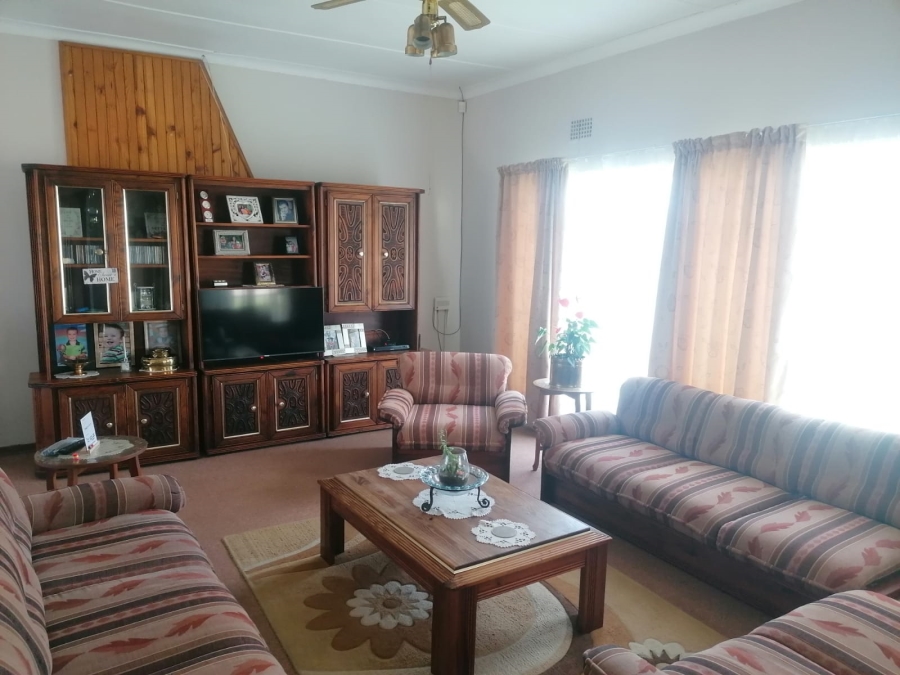 4 Bedroom Property for Sale in Greenhills Gauteng