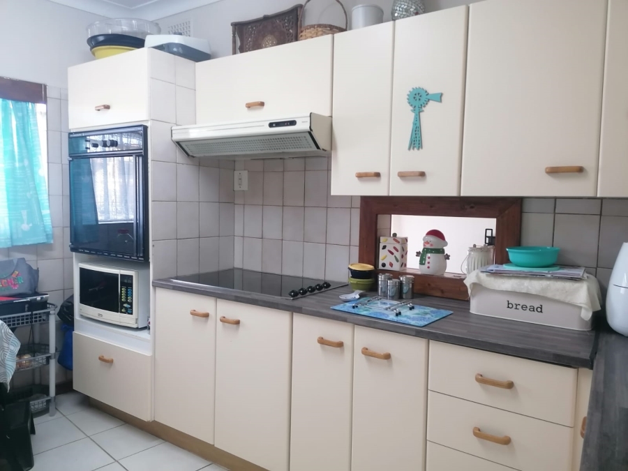 4 Bedroom Property for Sale in Greenhills Gauteng