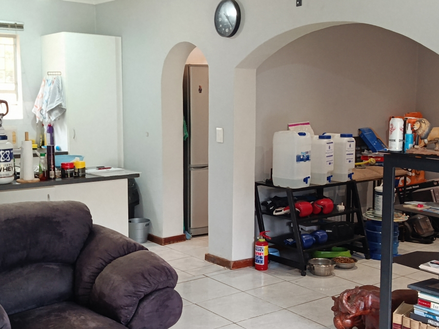 2 Bedroom Property for Sale in Radiokop Gauteng