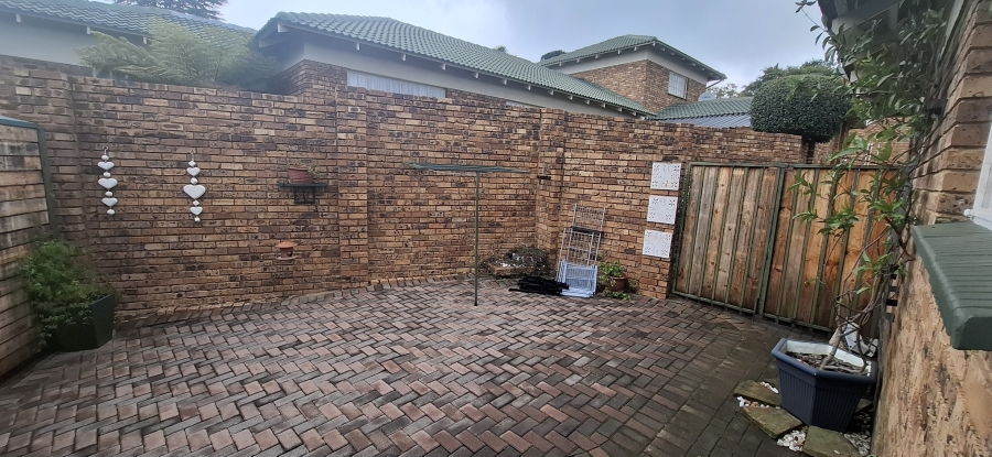 3 Bedroom Property for Sale in Kenmare Gauteng