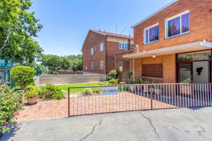 2 Bedroom Property for Sale in Blairgowrie Gauteng