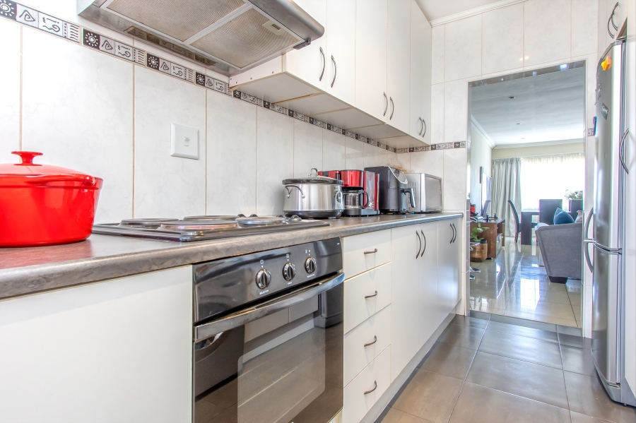 2 Bedroom Property for Sale in Blairgowrie Gauteng