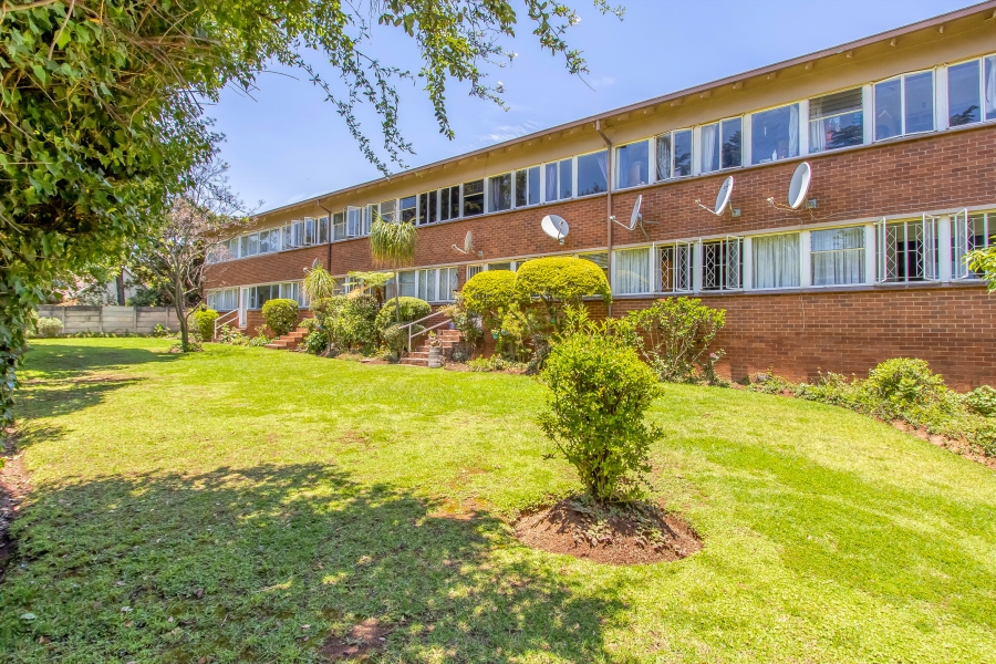 2 Bedroom Property for Sale in Blairgowrie Gauteng