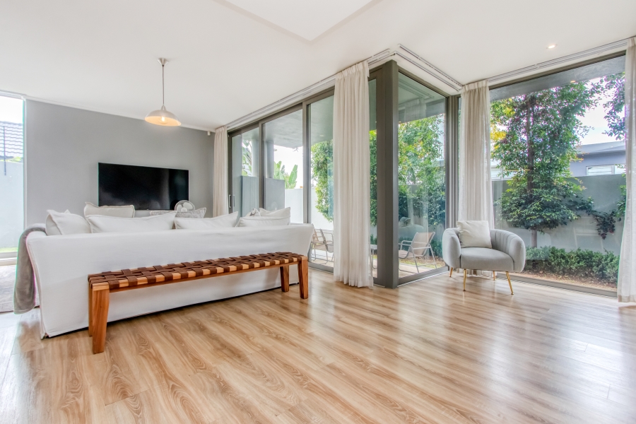 3 Bedroom Property for Sale in Hurlingham Gauteng