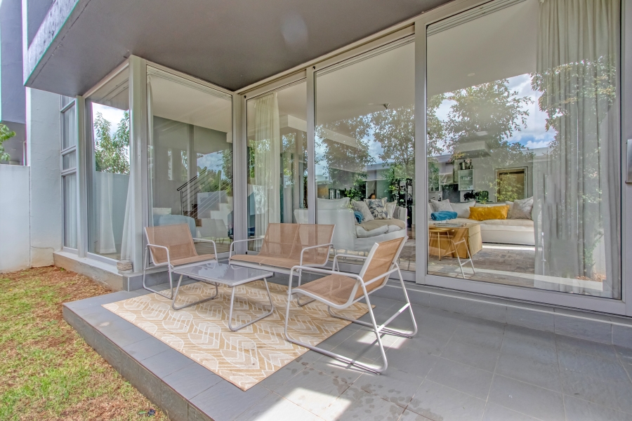 3 Bedroom Property for Sale in Hurlingham Gauteng