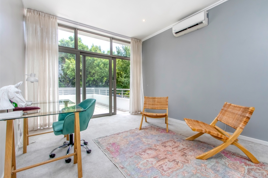 3 Bedroom Property for Sale in Hurlingham Gauteng