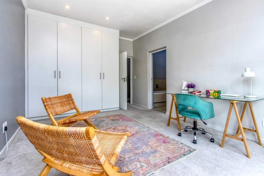 3 Bedroom Property for Sale in Hurlingham Gauteng