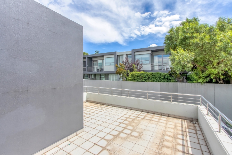 3 Bedroom Property for Sale in Hurlingham Gauteng