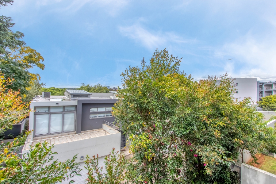 3 Bedroom Property for Sale in Hurlingham Gauteng