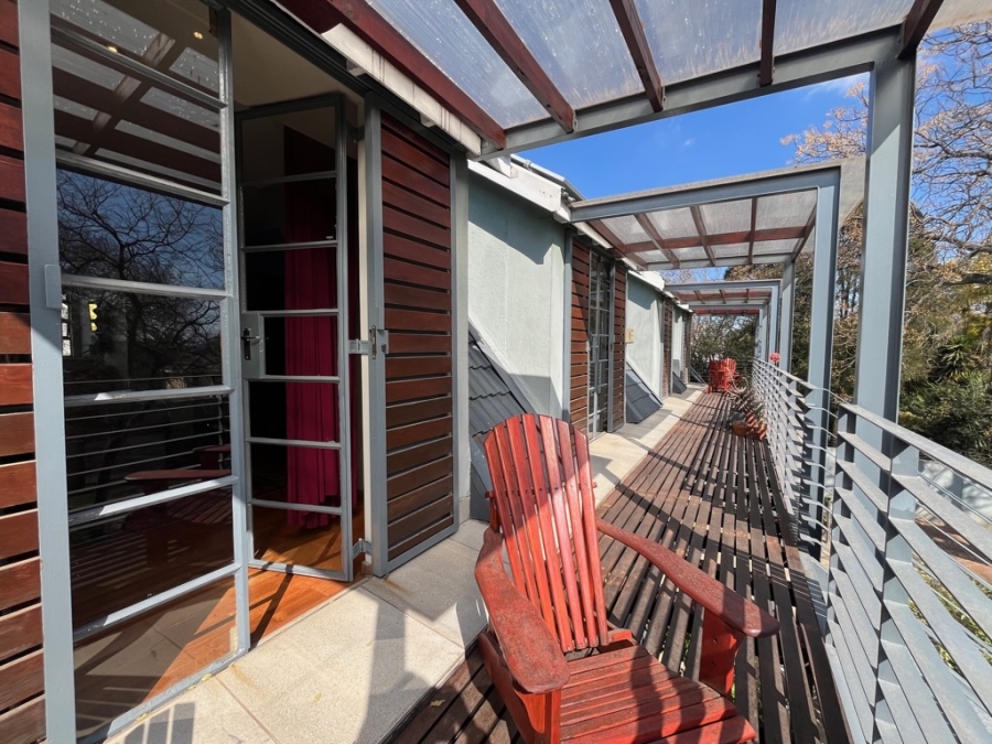 To Let 1 Bedroom Property for Rent in Linden Gauteng