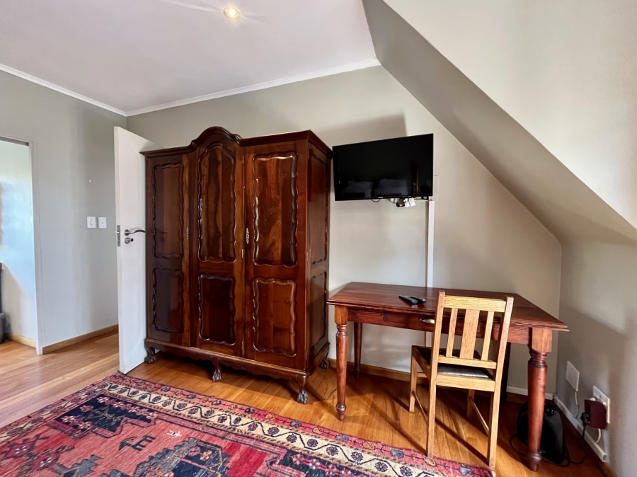 To Let 1 Bedroom Property for Rent in Linden Gauteng