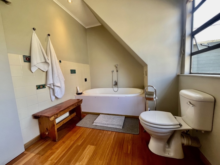 To Let 1 Bedroom Property for Rent in Linden Gauteng