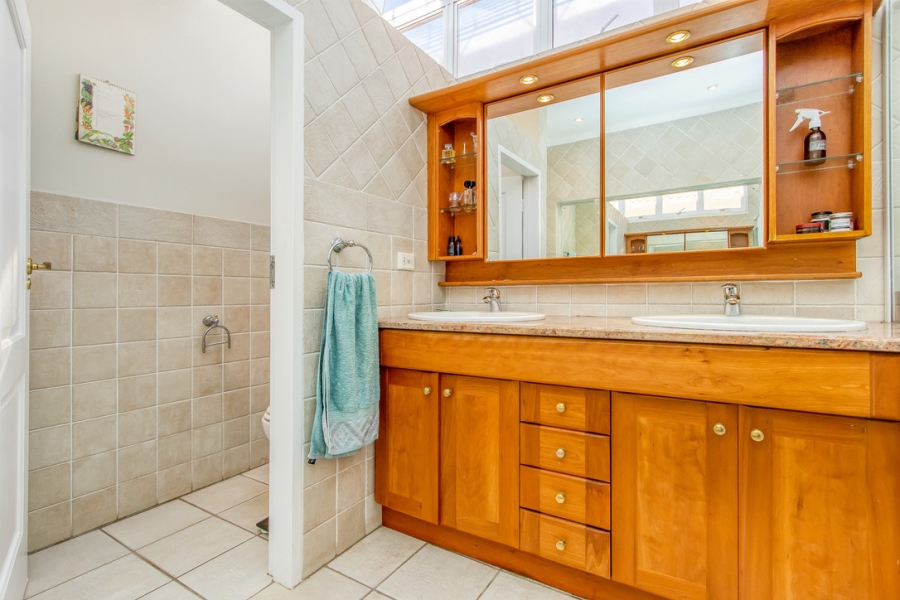 3 Bedroom Property for Sale in Northcliff Gauteng