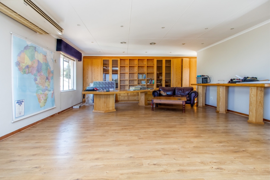 3 Bedroom Property for Sale in Northcliff Gauteng