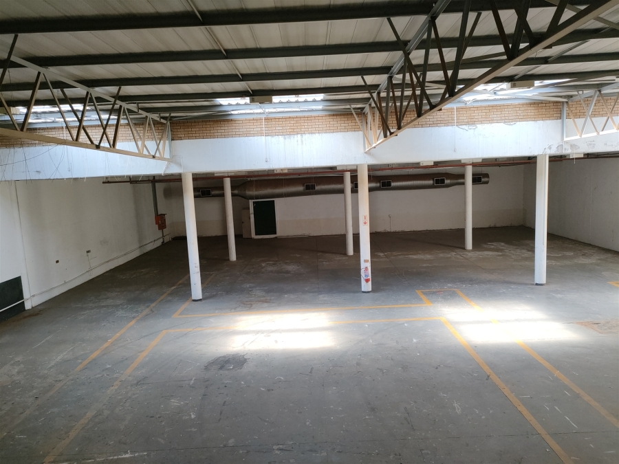 To Let Commercial Property for Rent in Strijdom Park Gauteng