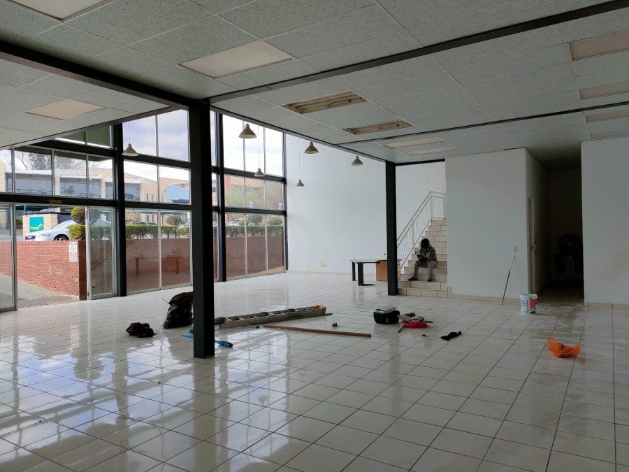 To Let commercial Property for Rent in North Riding Gauteng