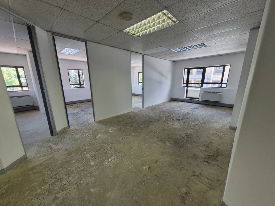 To Let commercial Property for Rent in Hyde Park Gauteng