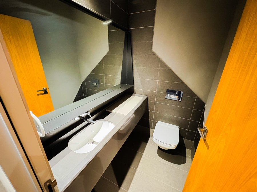 To Let commercial Property for Rent in Rosebank Gauteng